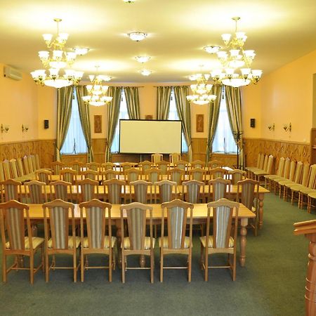 Petropavlovskaya Borshchagovka Tisa Hotel מראה חיצוני תמונה