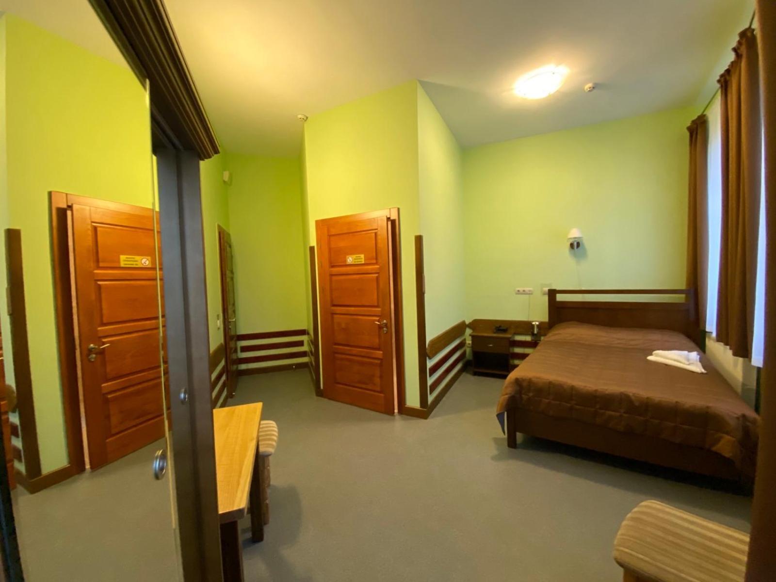 Petropavlovskaya Borshchagovka Tisa Hotel מראה חיצוני תמונה